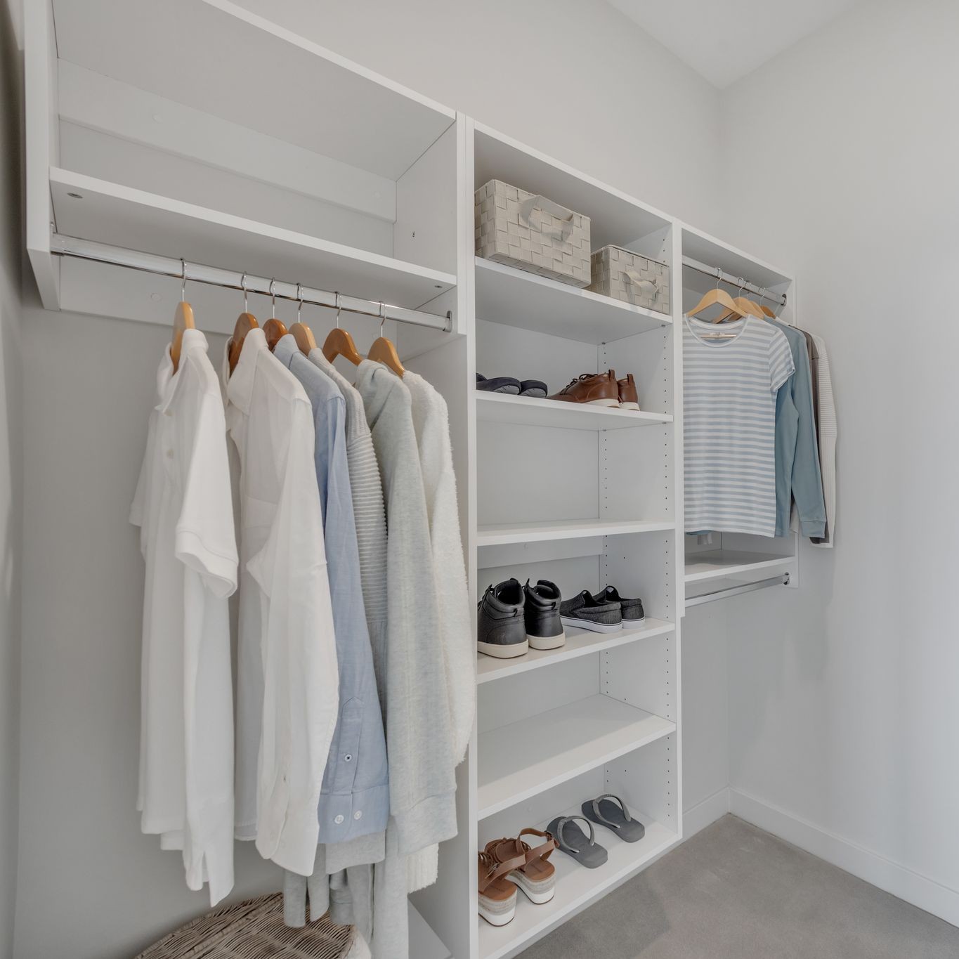 Robinson Closet